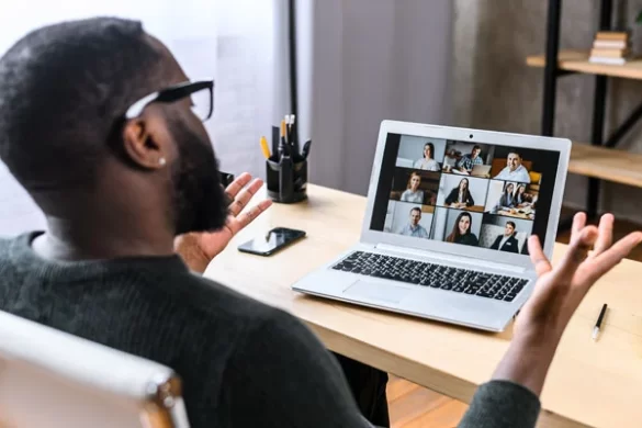 Socialprise-working-remotely